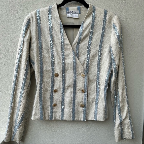Vintage Salvatore Ferragamo Women’s Pearls and Sequins Blazer Jacket Size Small - Picture 2 of 13